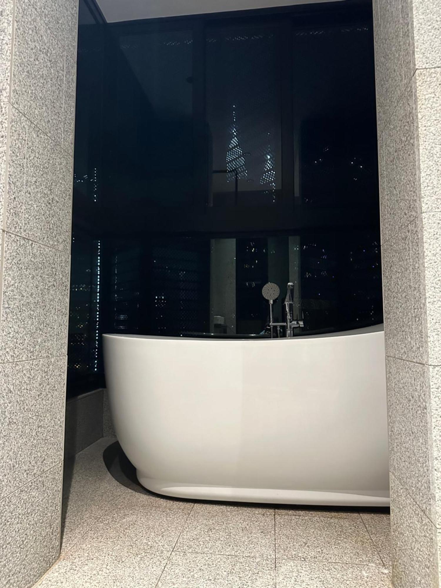 Scarletz Suites Klcc By Aura Куала Лумпур Екстериор снимка