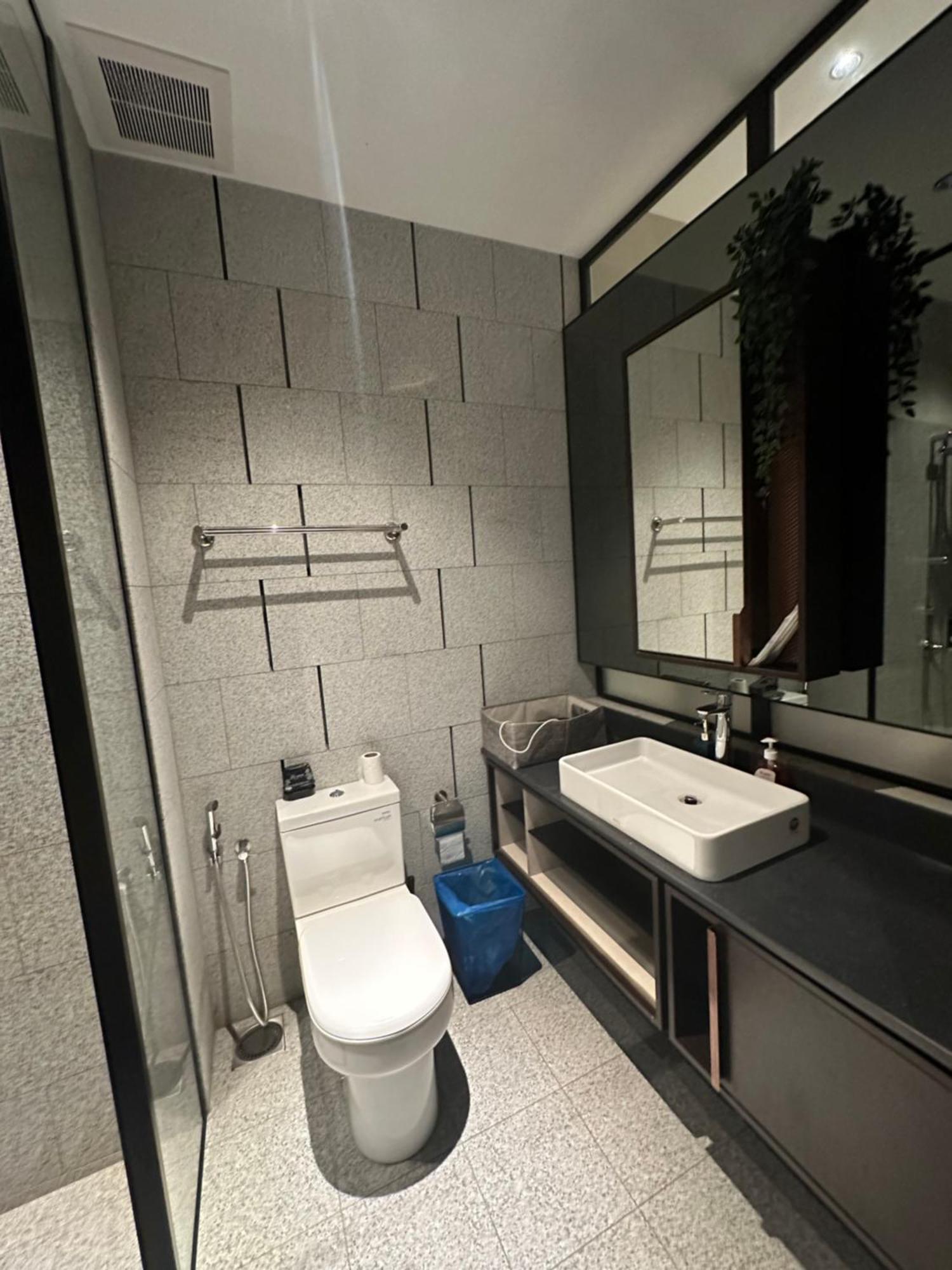 Scarletz Suites Klcc By Aura Куала Лумпур Екстериор снимка