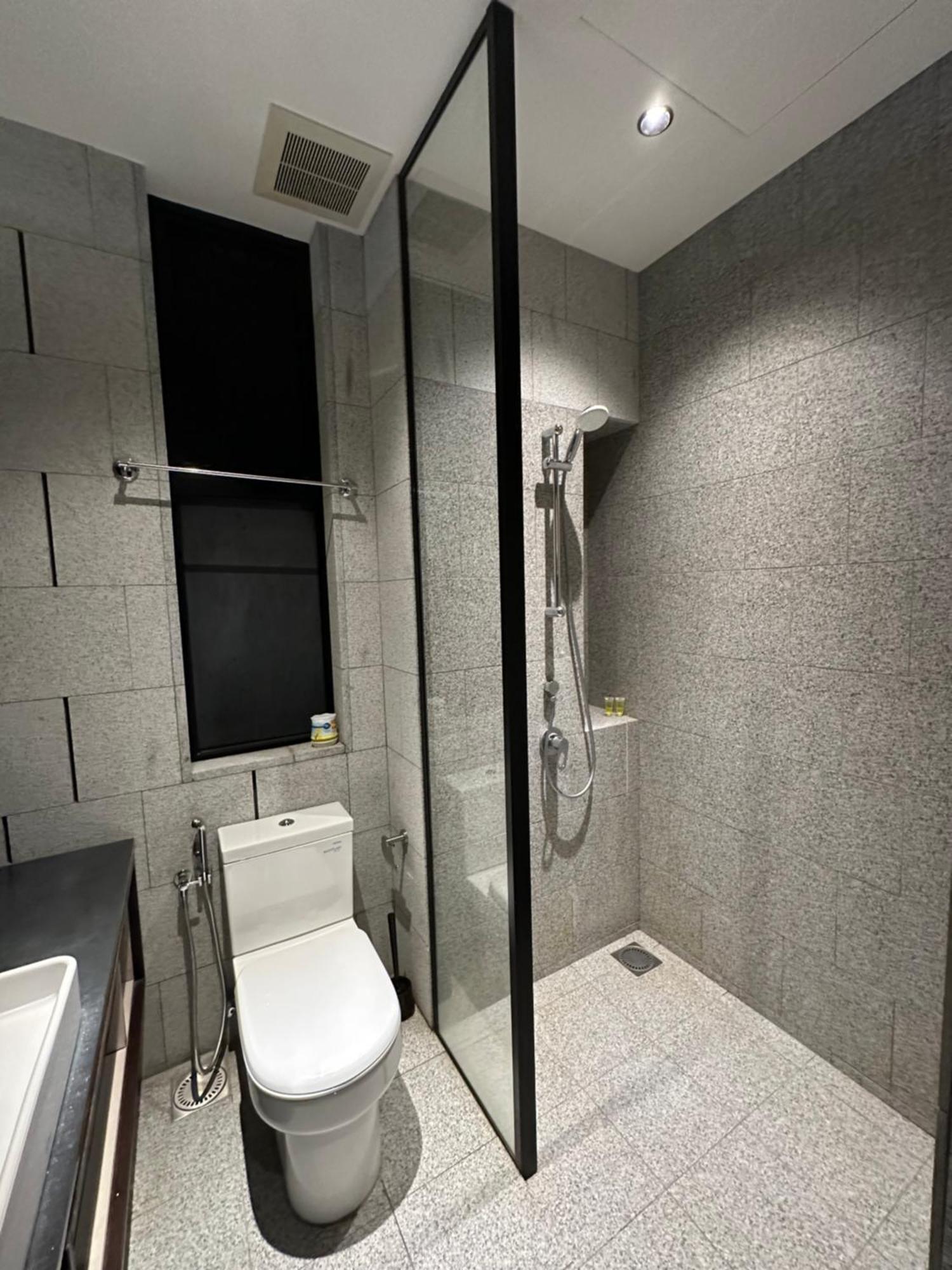 Scarletz Suites Klcc By Aura Куала Лумпур Екстериор снимка